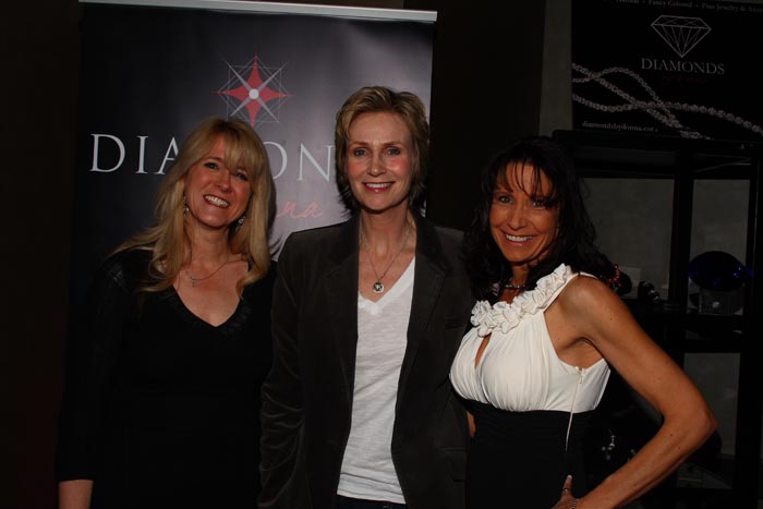 Jane Lynch of the Glee Show talks with Donna Root and Kim Power Stilson.