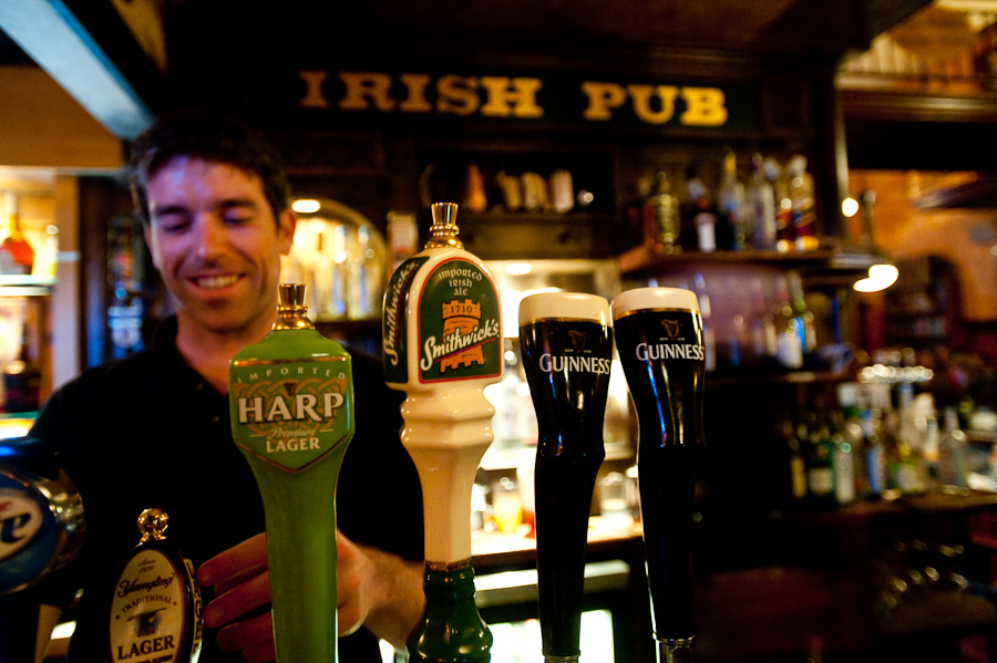 The Irish pub. Айриш паб бокал.