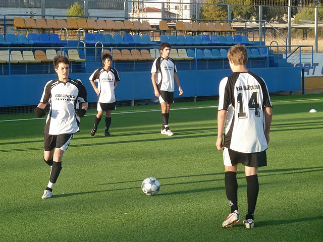 EduKick Madrid players warm up prior to a match in Madrid!