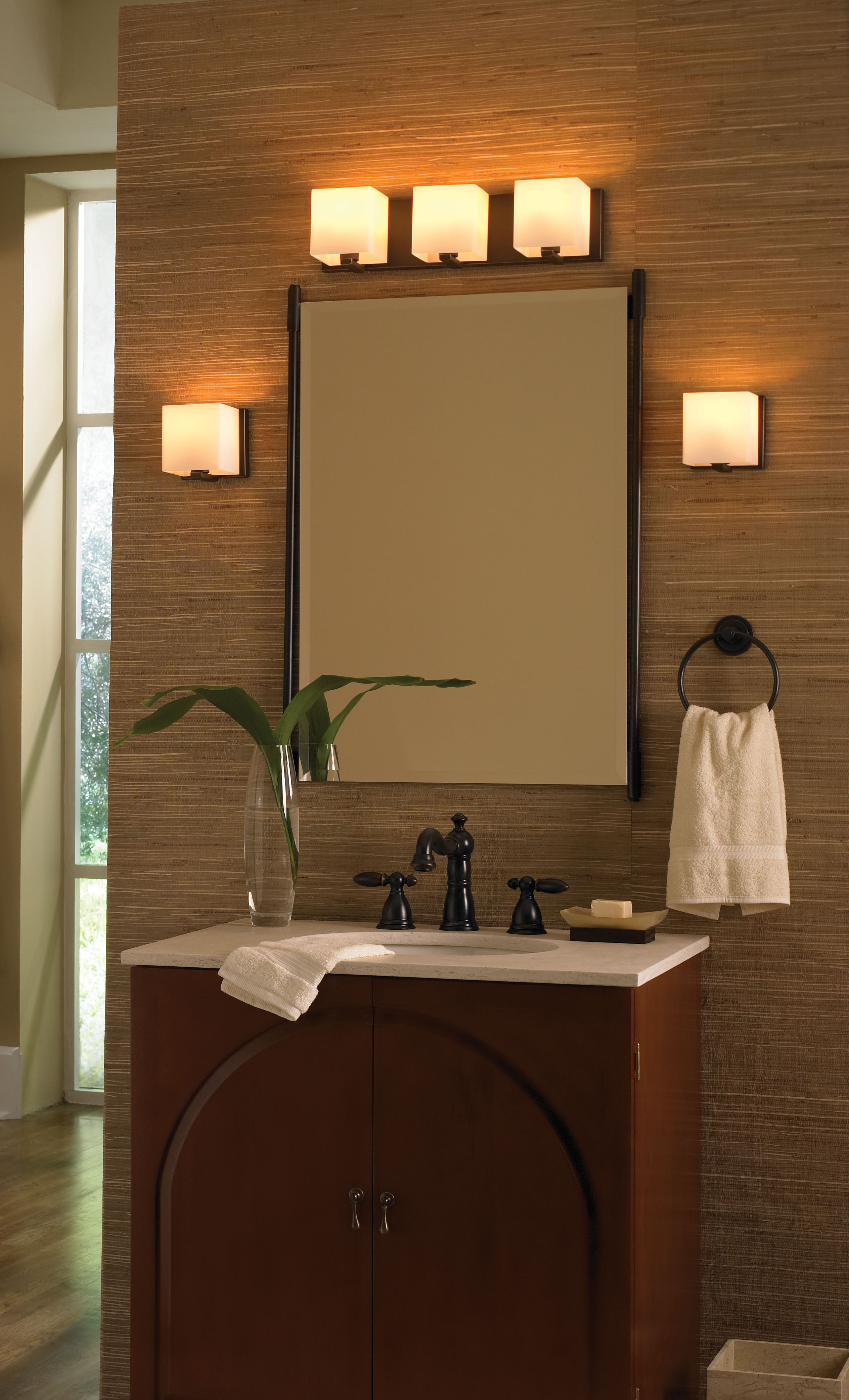 Highlights Favorites for Modern Bath Lighting in the New Year