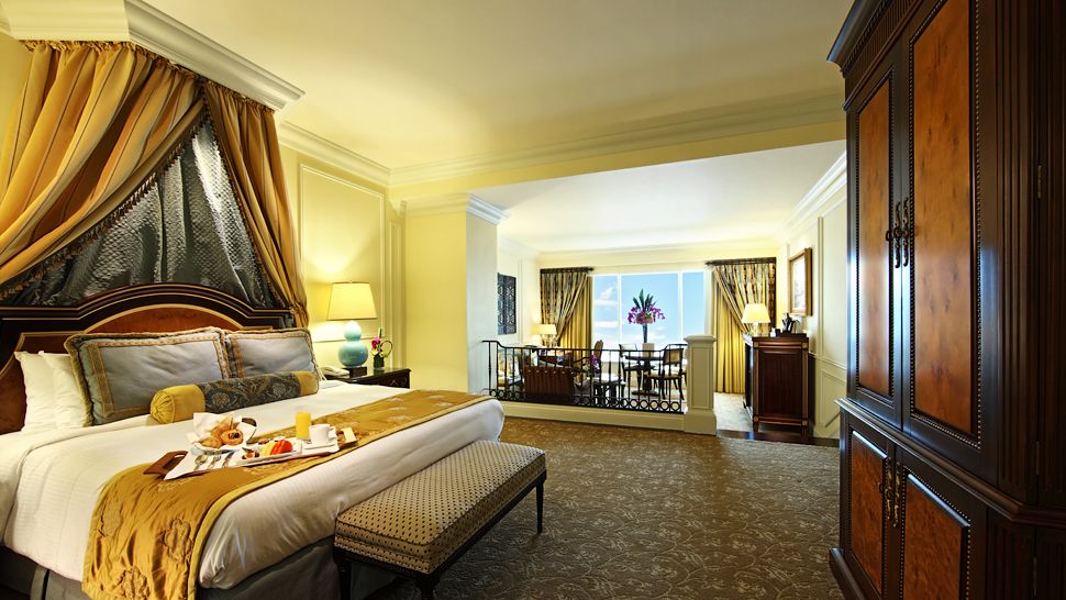 iFXEXPO Asia Accommodation at The Venetian Macao Resort Hotel
