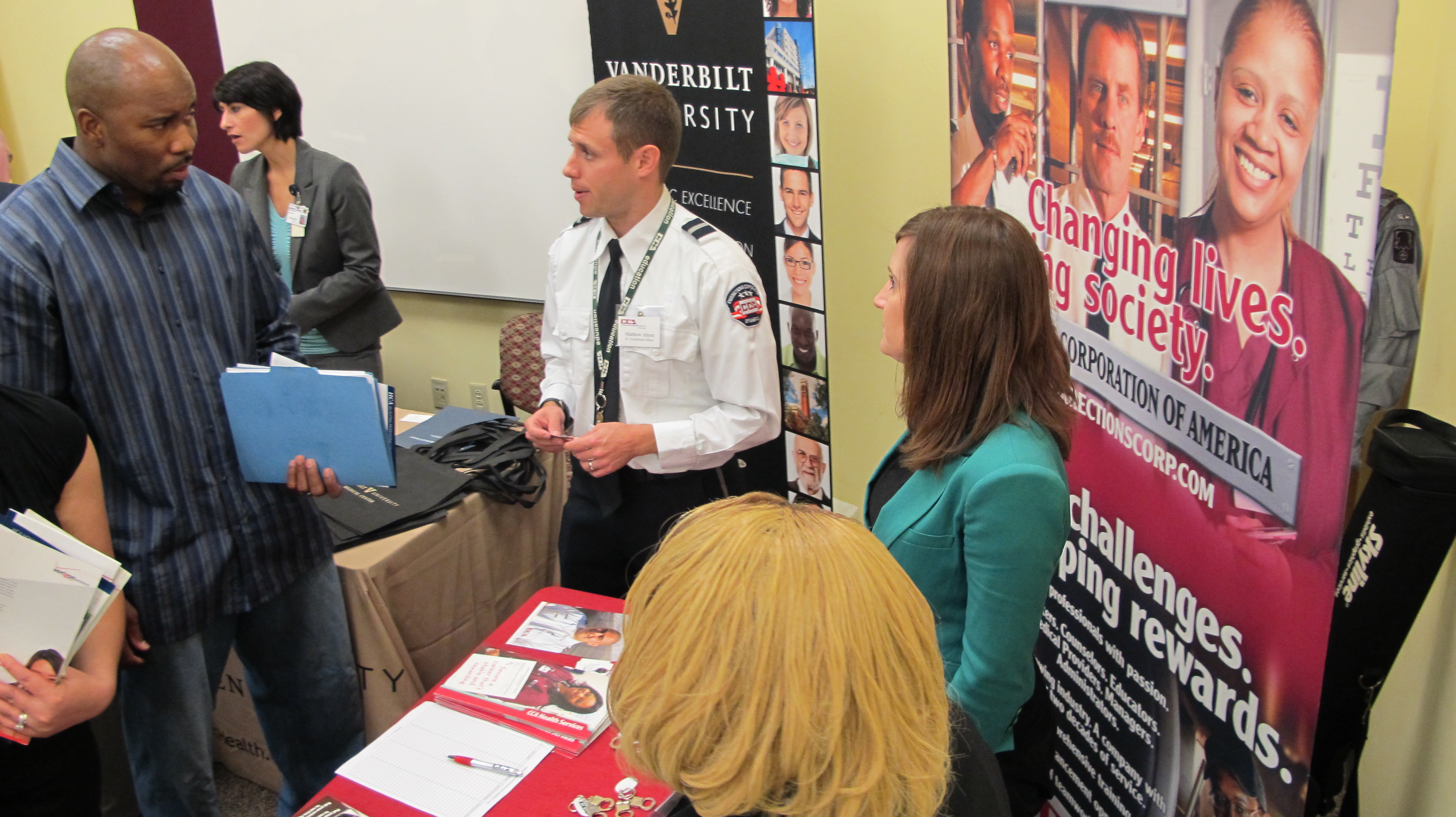 CCA recruiters speak with veterans at Tennessee's Paycheck for Patriots event in Nashville, TN