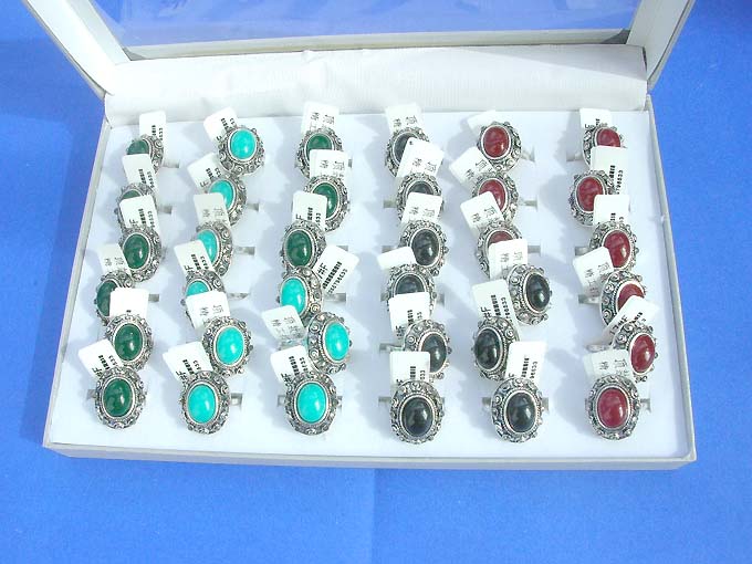 wholesale gemstone rings from WholesaleSarong.com
