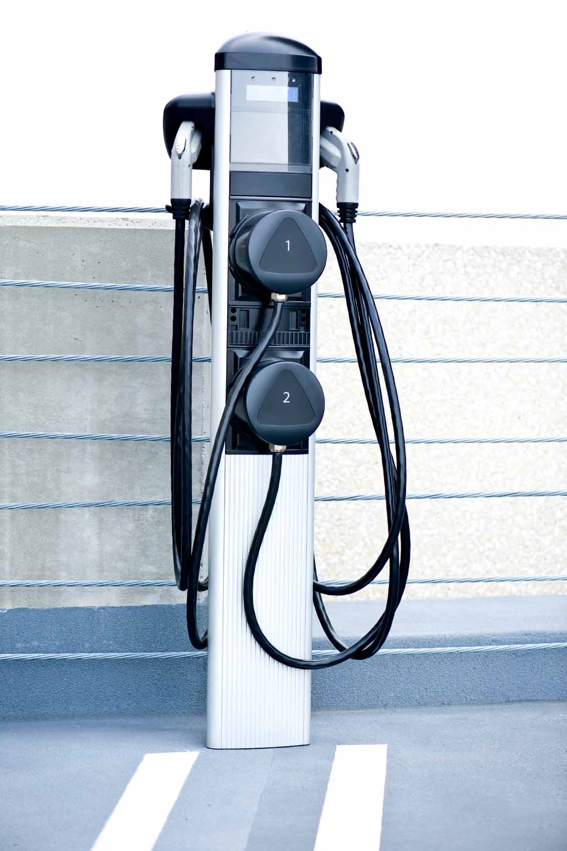 Ivey Engineering Unveils New Electric Vehicle Charging Station Design