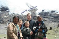 Tibet family tour,  Tibet family travel photo,Family vacation travel photo in Tibet