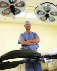 dr. john winestone of great lakes neurosurgical associates pc in grand rapids michigan. dr. winestone is the first US surgeon to perform minimally invasive brain surgery using the Mazor Robotics Renaissance. The robot is also used in MIS spinal surgery.