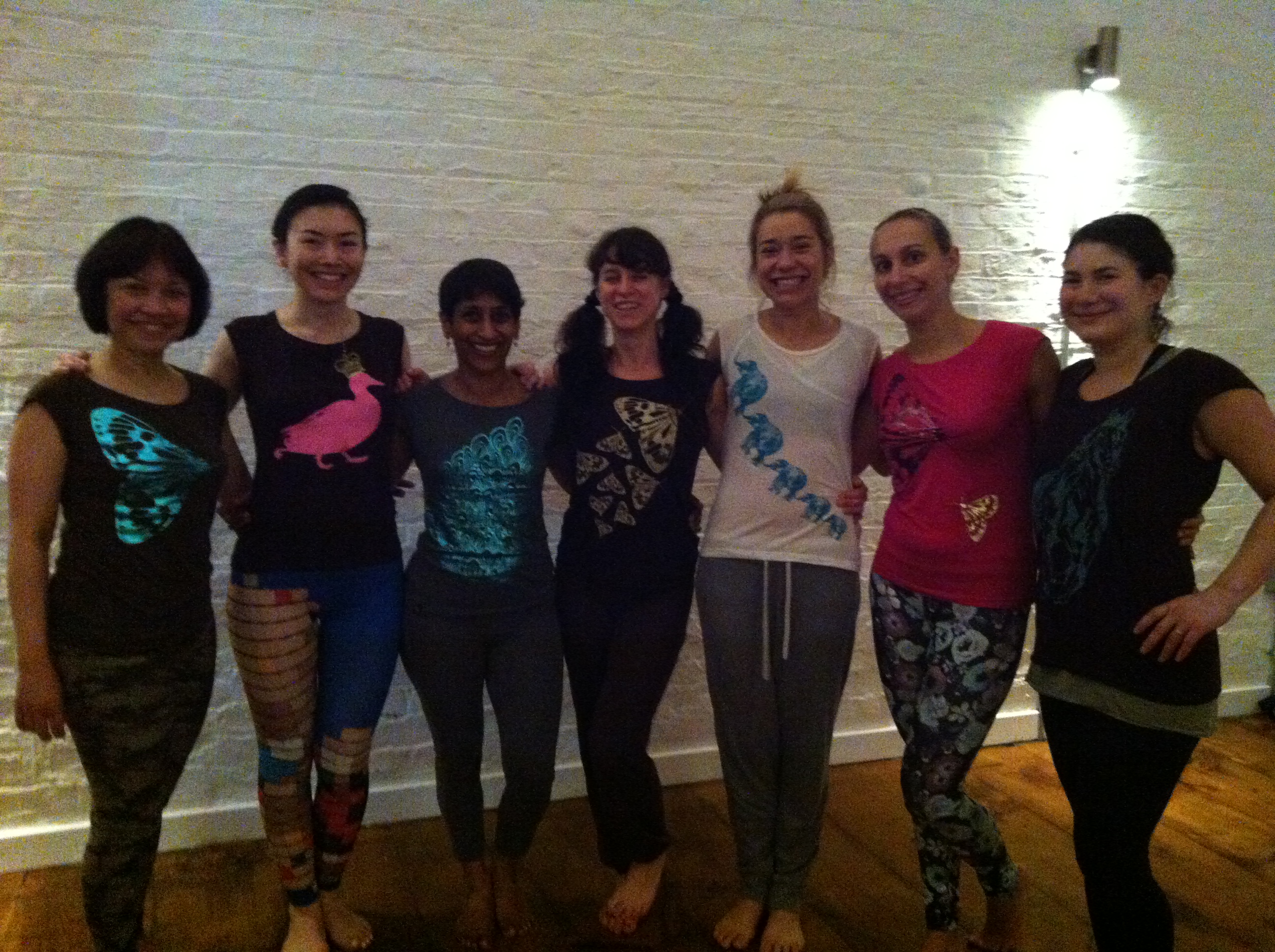 Jana Appleyard's Yoga class - Models own Emma Nissim tops