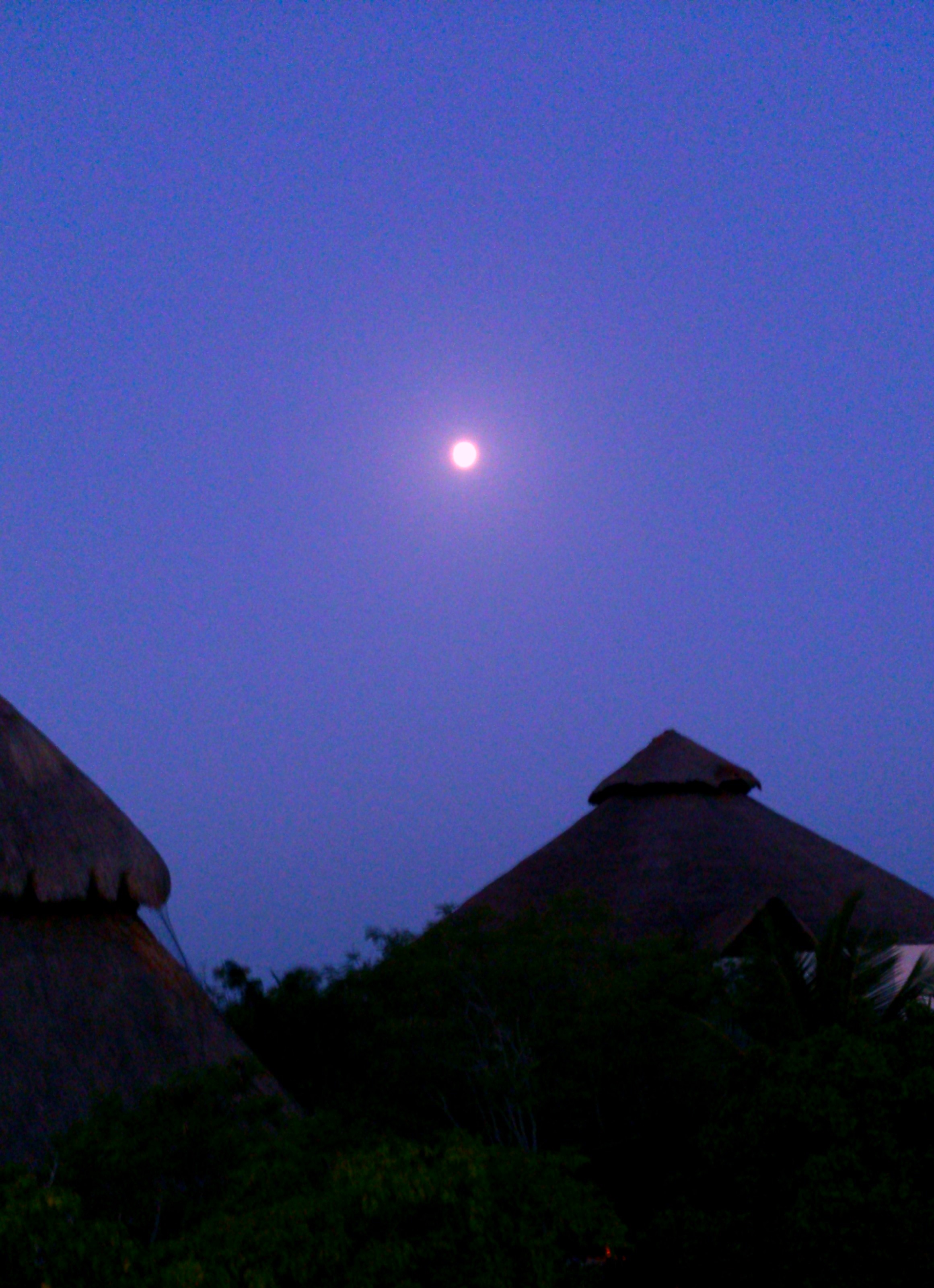 "Super Moon" at Hotel Xixim before dawn June 23