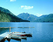 Pacific Northwest day trips around the Olympic Lodge include the area’s ocean, rivers and lakes.