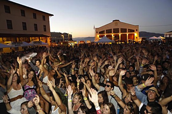 Warren G Performs at the First Annual Summersalt Music Festival