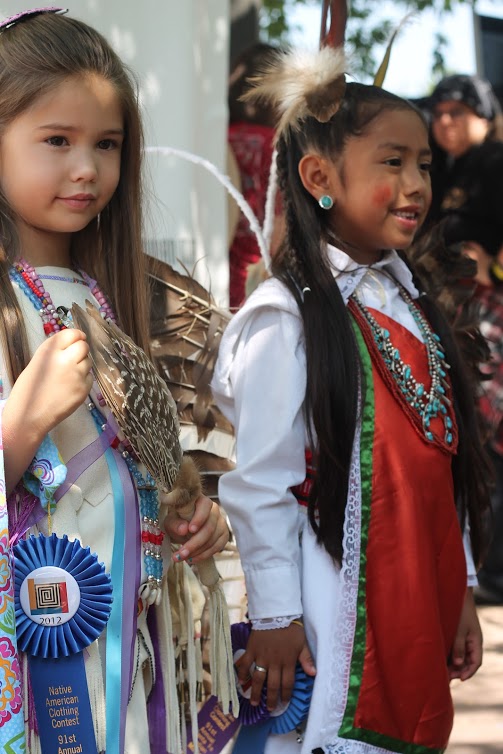 Award Winning Traditional Clothing at SWAIA's Native American Clothing Contest