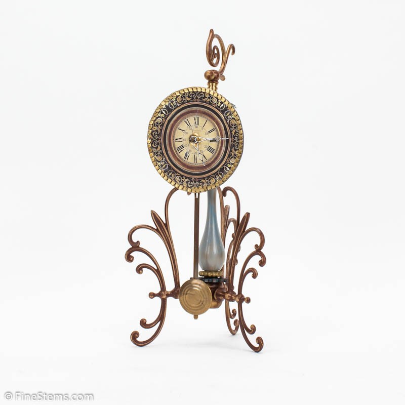 Enano clock by Luna Bella