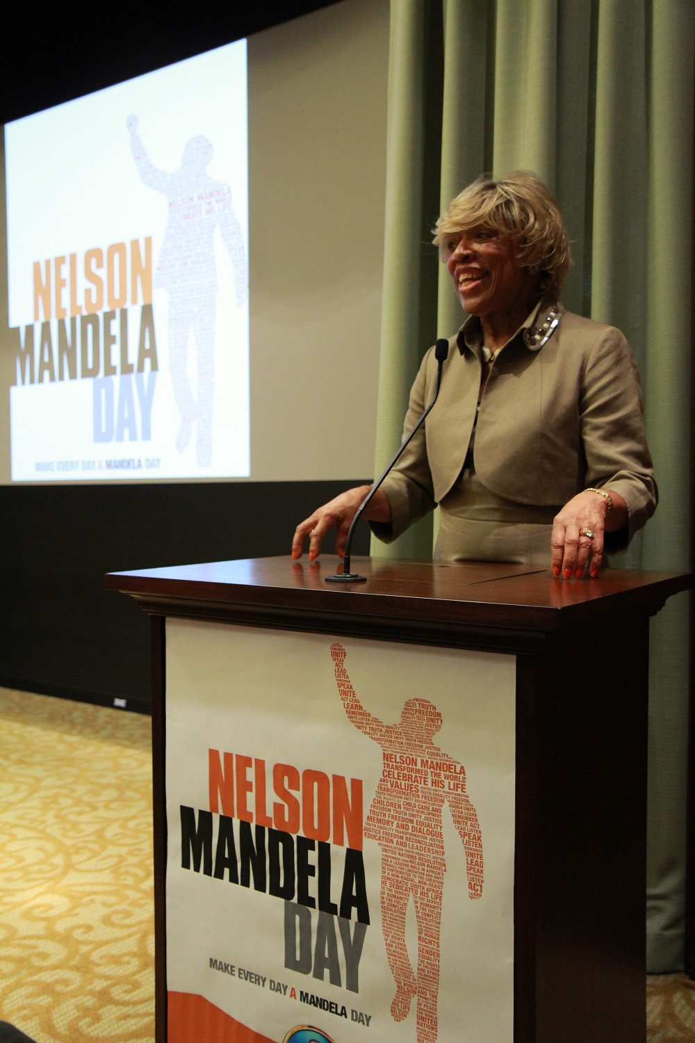 Los Angeles County Superior Court Judge Ellen DeShazer spoke of service to the community at the Mandela Day Celebration July 18 at the Church of Scientology National Affairs Office in Washington, D.C.