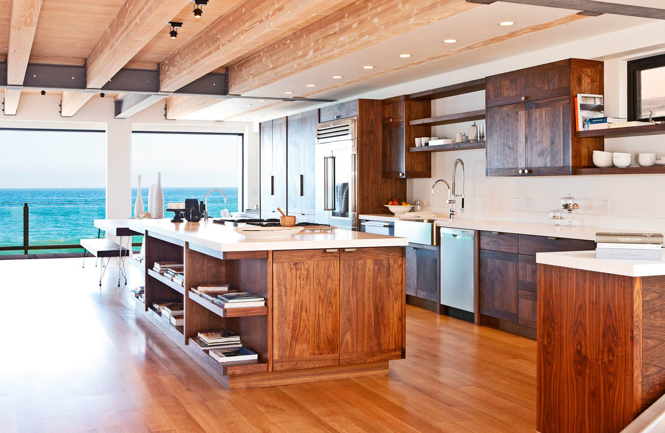 Fitucci Cabinets (Van Nuys, CA) won 1st place in the Residential Kitchen category in the 2nd annual PureBond® Quality Awards competition, for its kitchen installation in an oceanfront contemporary.