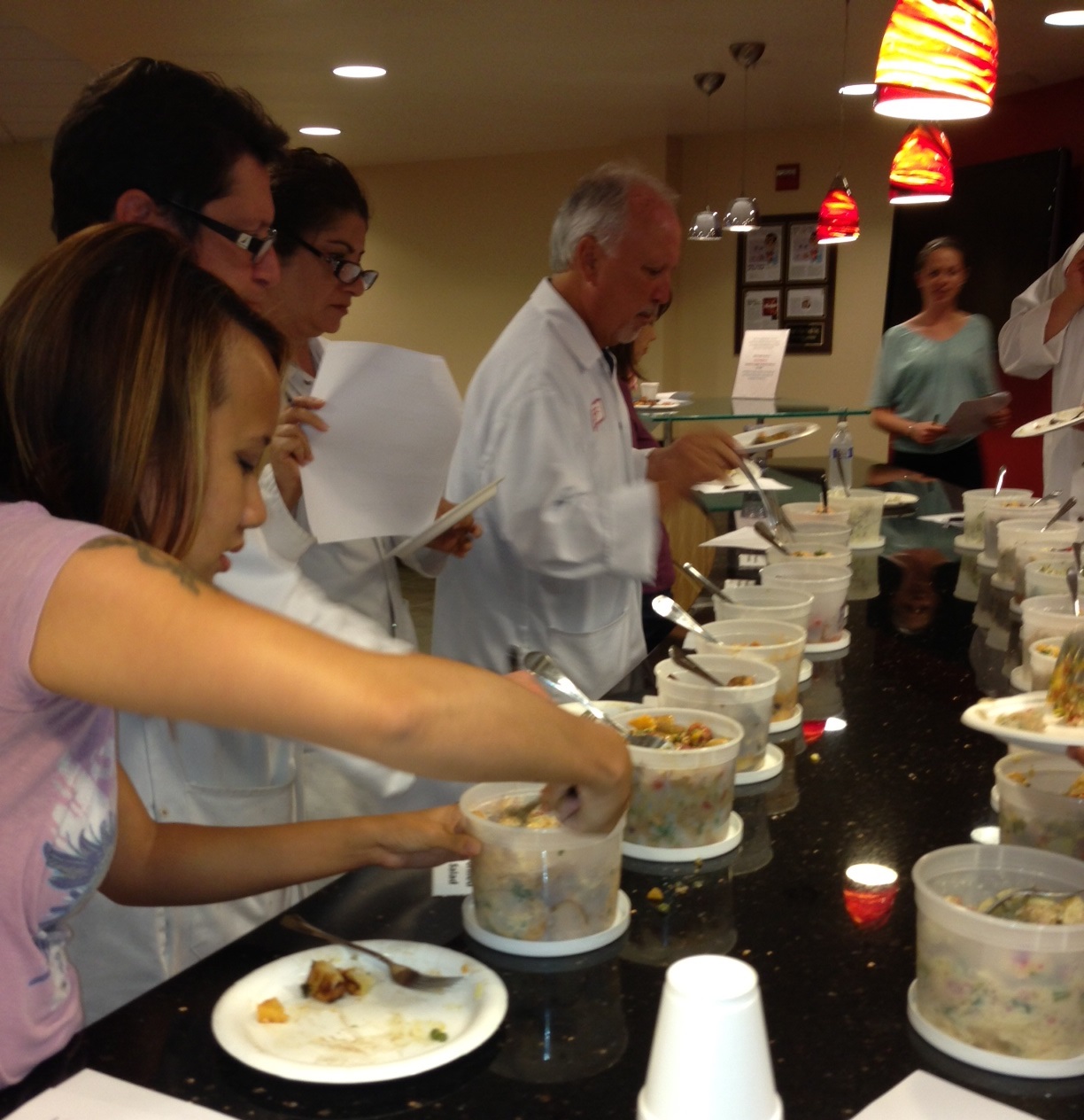 Judges dig in to Top 20 recipes ABPSC 2013.