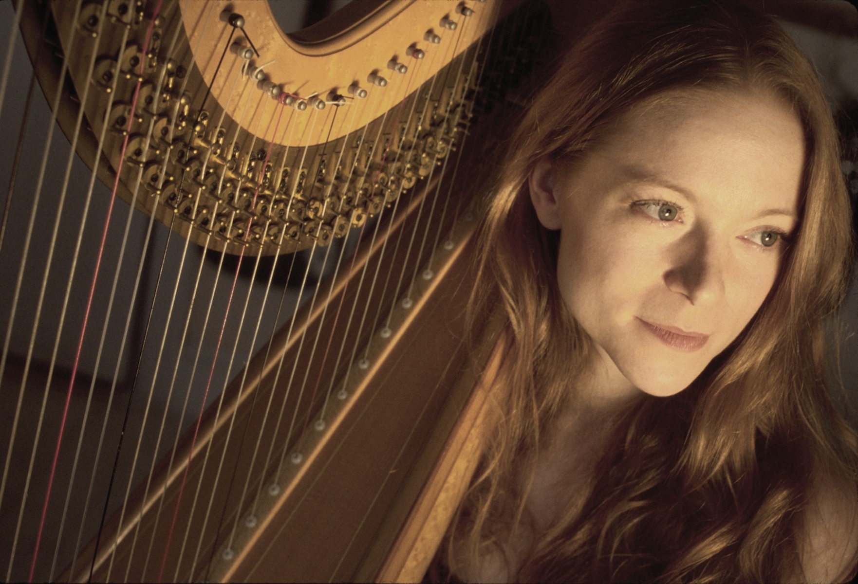Erin Hill & Her Psychedelic Harp will delight Harborfest audiences with her sci-fi rock & pop originals. The New York-based Hill has toured around the globe and had a #1 Billboard album.