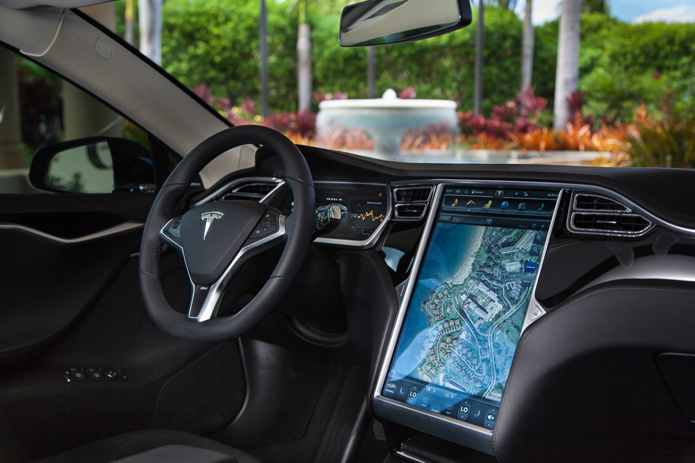 Tesla S 85 - All-Electric