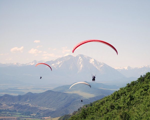 In Glenwood Springs visitors can find fun everywhere, including in the air!