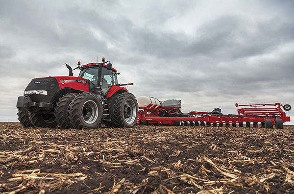 The new high-horsepower Magnum tractors provide up to 14 percent power growth, plus up to an extra 35 engine horsepower with Power Boost. They’re built to pull larger, more productive implements, whic