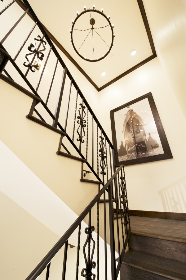 The Spanish Colonial Revival design of the new Church of Scientology Mission of Los Feliz pays tribute to the prevalent architectural style in Los Feliz and the neighboring Hollywood Hills.