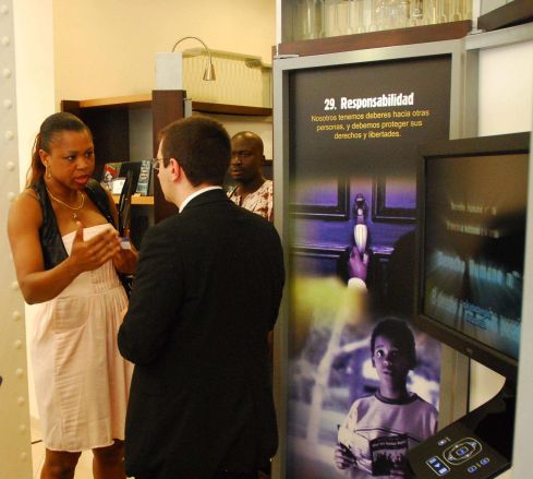The Public Information Center of the National Church of Scientology of Spain includes a display on the human rights education initiative supported by the Church.