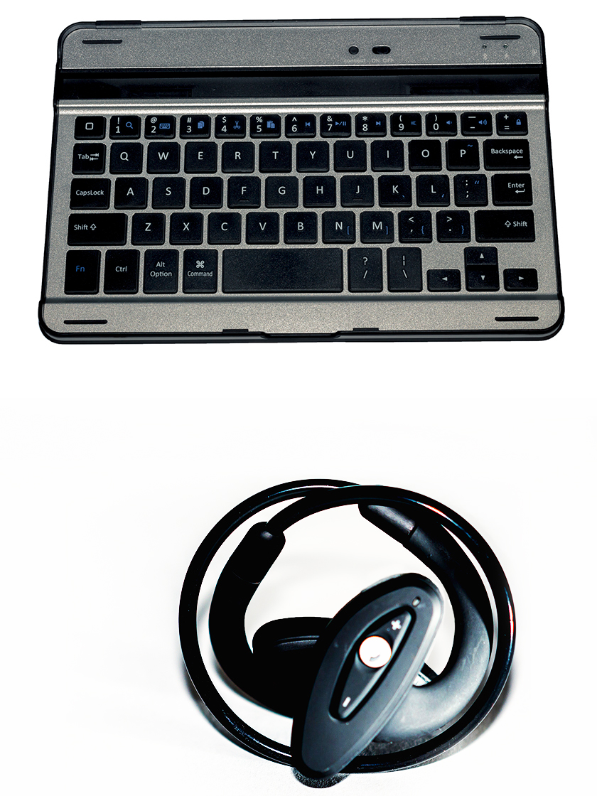 The SDSP-2000 Bluetooth Headset and the Ninja SDCP-1000 Bluetooth Keyboard