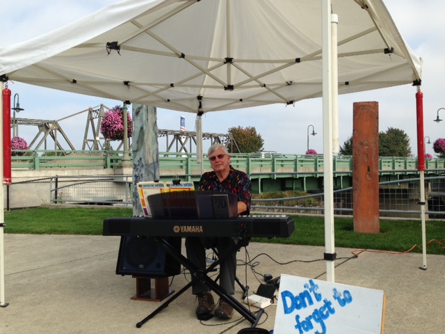 Entertainment provided by Jazz pianist Roger Quiggle