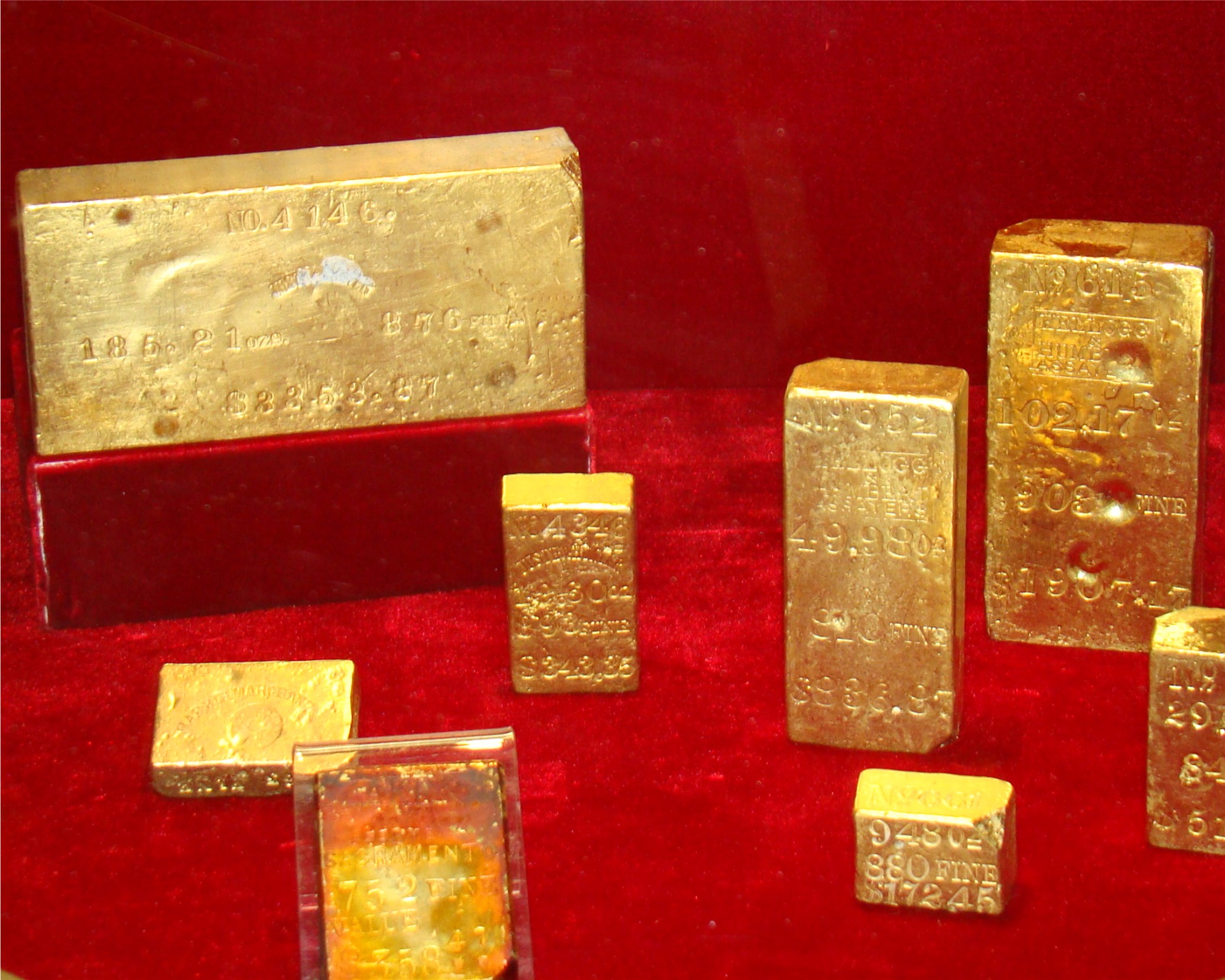 More than $10 million of recovered Gold Rush-era sunken treasure from the fabled "Ship of Gold," the SS Central America, will be displayed at the September 2013 Long Beach Expo.