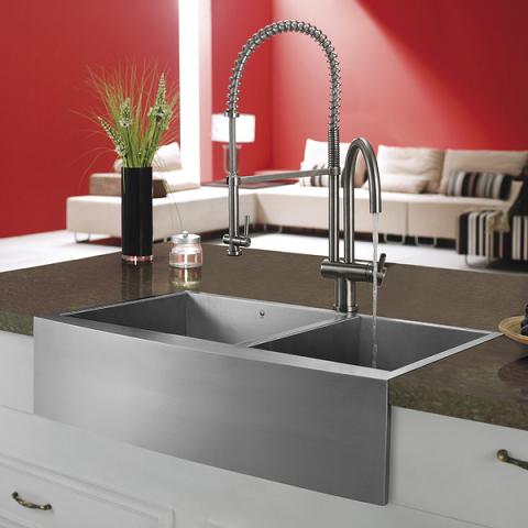 Vigo VG02006ST - stainless steel pull-down spray kitchen faucet