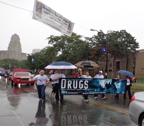 Rain was not enough to dampen the fun as volunteers from the Church of Scientology of Buffalo marched for a drug-free Buffalo in the city’s 11th annual Puerto Rican and Hispanic Day Parade.