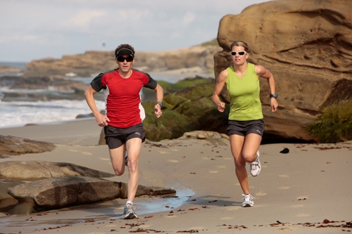 Garmin Forerunner 220 Is A GPS Watch That Is Light Enough and Fits Well For Women and Men Alike