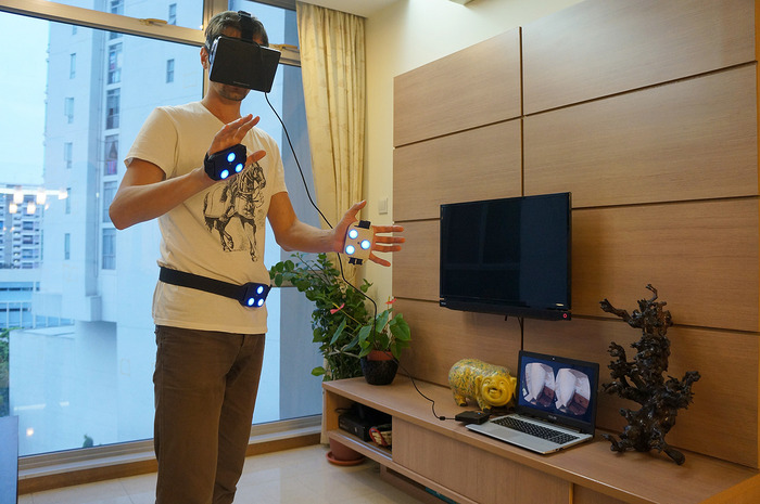 iMotion being used with the Oculus Rift Virtual Reality system