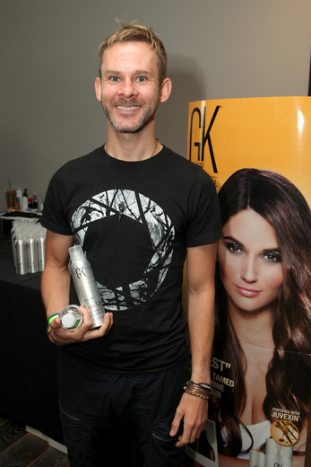 "Lord of the Rings" actor, Dominic Monaghan...took a quick shot with his new bottle of Dry Shampoo at the Pre-Emmy's Style Lounge!