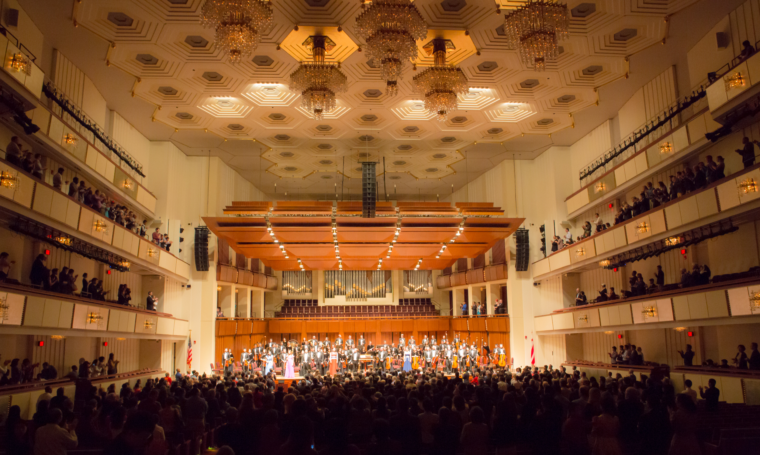 An Exhilarating New Musical Experience - Shen Yun Symphony Orchestra