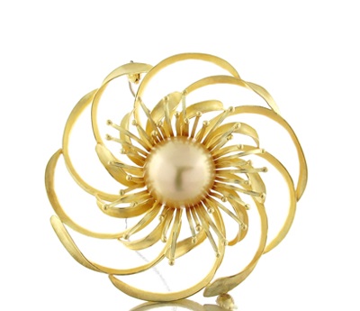 Heinrich 18k Gold Brooch with Gold Pearl and Autumn Diamonds