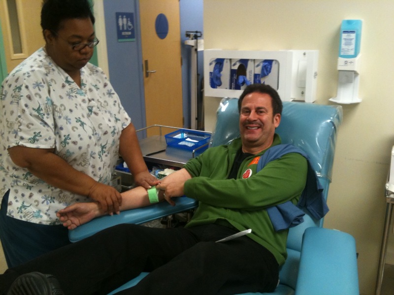 Juan J. Dominguez donating blood at Children’s Hospital Los Angeles during one of its blood drives.