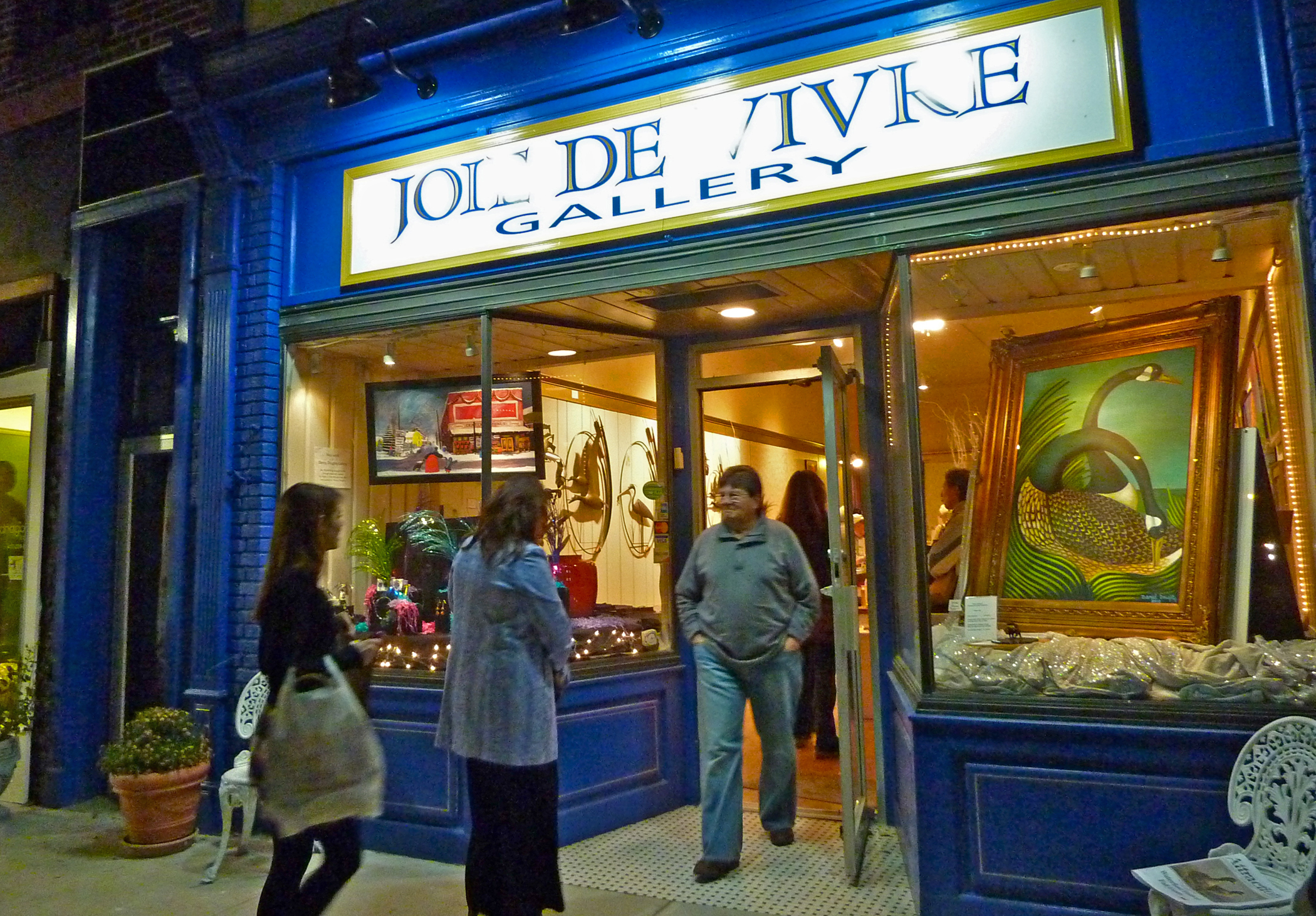 Joie Exterior: The Joie de Vivre Gallery helped spark the revitalization of downtown Cambridge, on Maryland’s Eastern Shore. (Photo by Jill Jasuta)