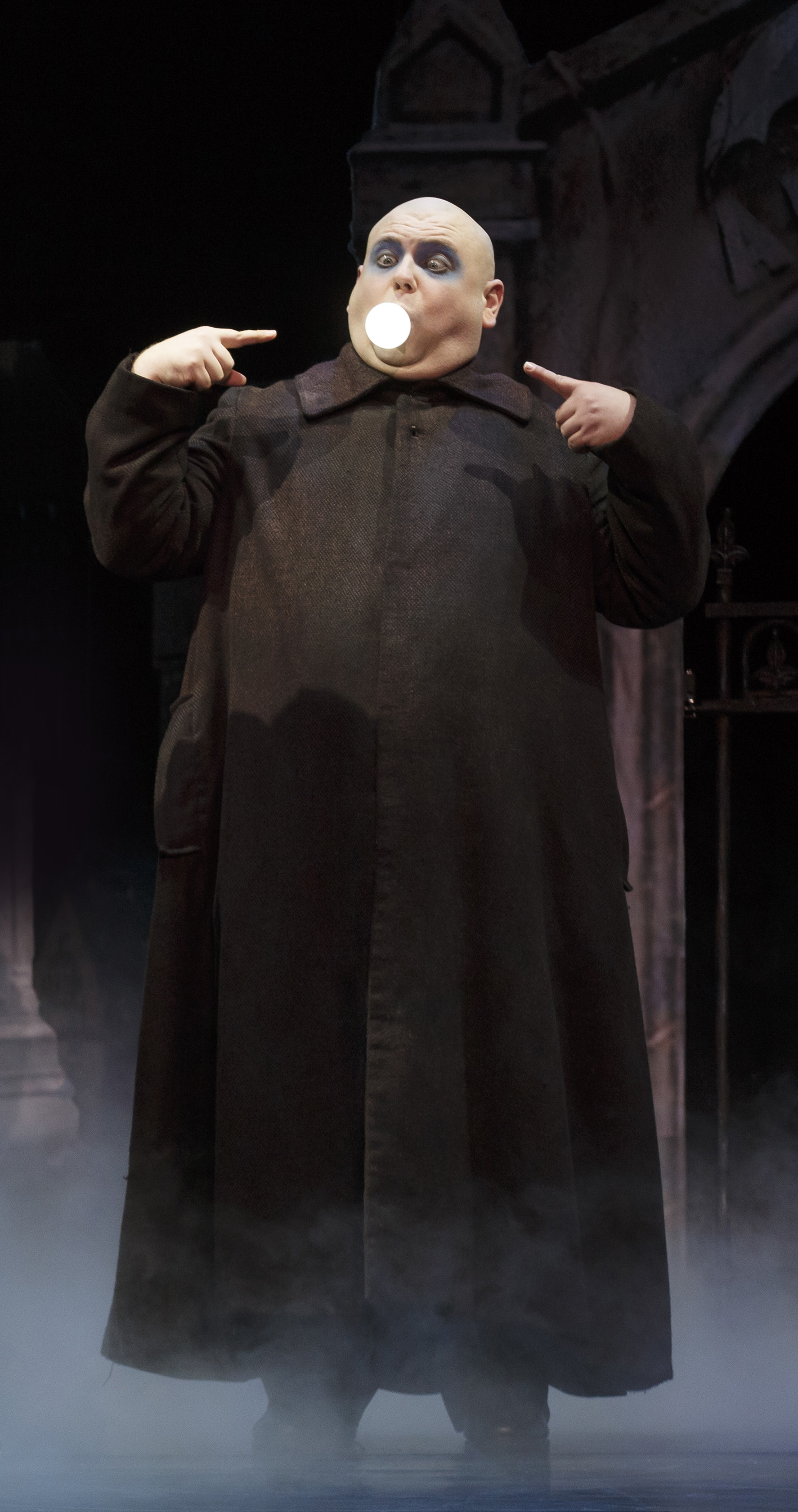 Shaun Rice as Uncle Fester. Photo by Carol Rosegg.