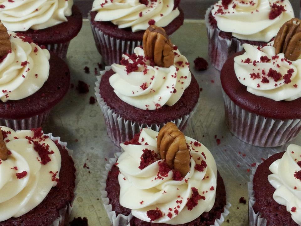 Kai's Kookies & More, Red Velvet Cup Cakes