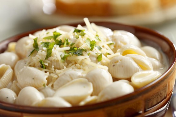 eFoods Direct storable meals come in many mouth-watering varieties like White Cheddar Pasta.