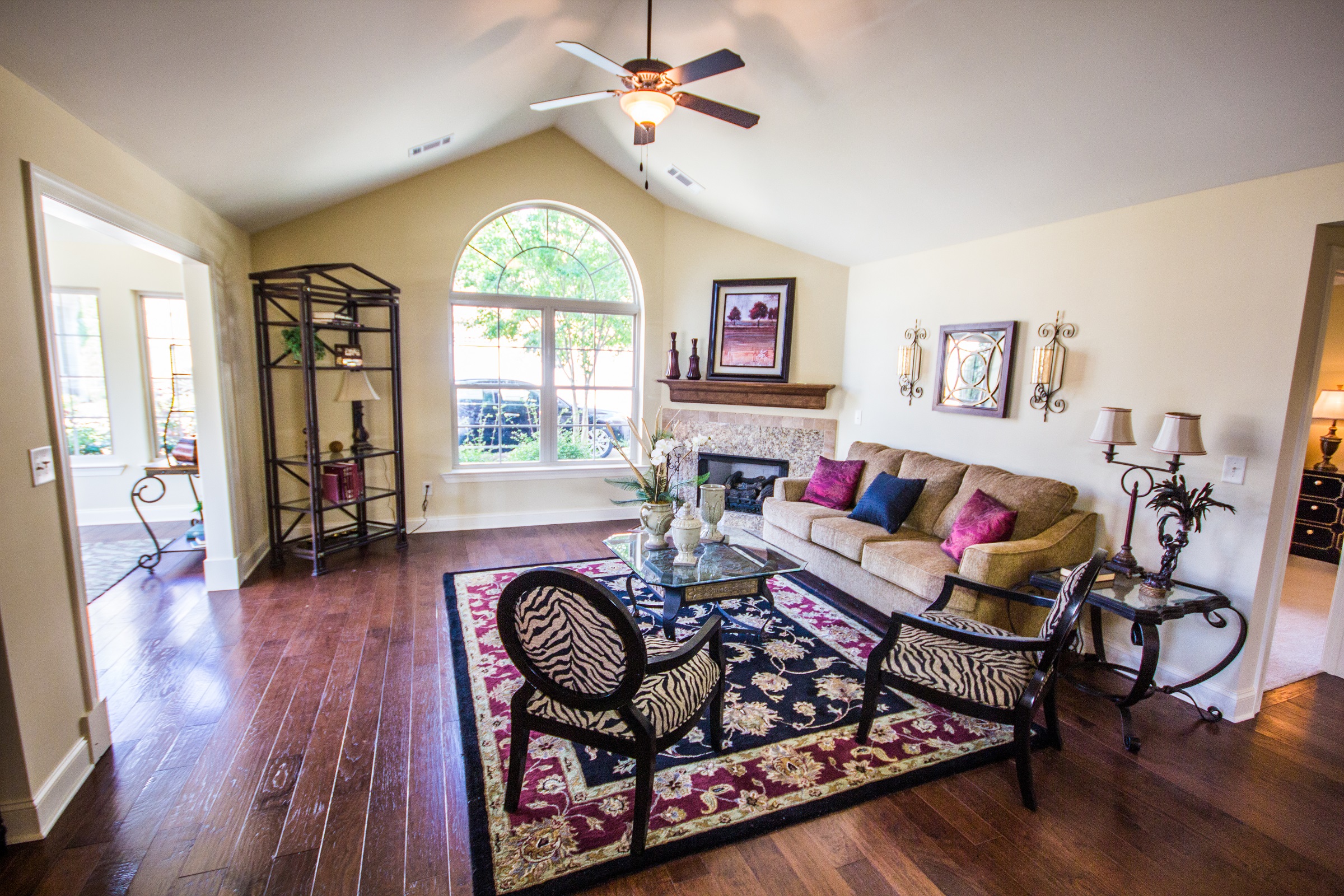 Open Living spaces gives ample room for entertaining.