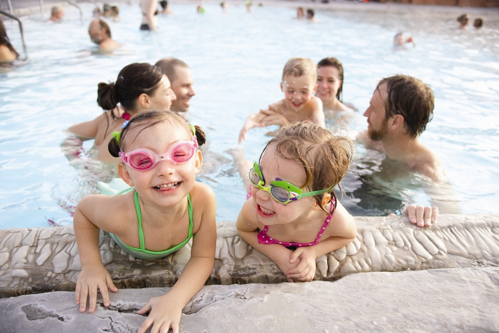 Families can enjoy swimming at the world-famous Glenwood Hot Springs Pool as part of every package
