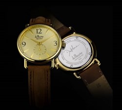 New Daphne Signature Model Watch Announced by Dorset Watchmakers du Maurier