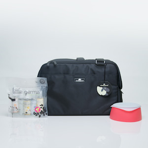 Each item in the Sleepypod Atom Safe Pet Travels Package is an award-winning product.
