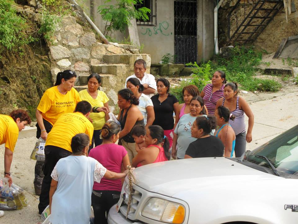 Scientology Volunteer Ministers provided urgently needed supplies to victims of tropical storm Manuel in Guerrero, Mexico.