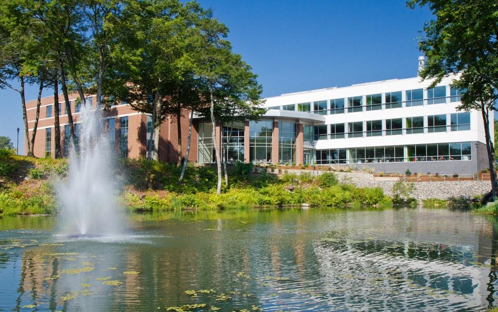 Endicott College Dedicates Learning Spaces in New State-of-the-art Building