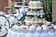 lemonade stand party ideas- cupcakes