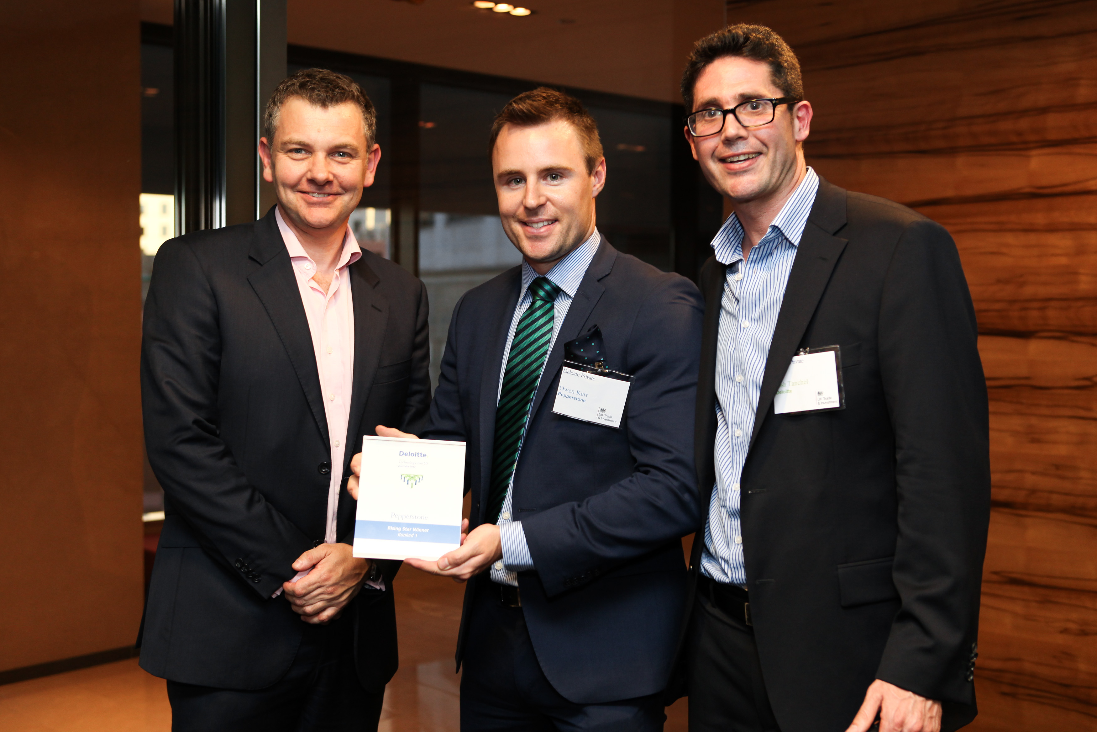 Pepperstone CEO Owen Kerr collecting the Fast 50 Award