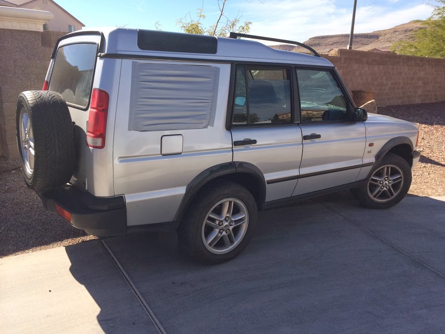 Land Rover Auto Glass Replacement in Las Vegas, Nevada