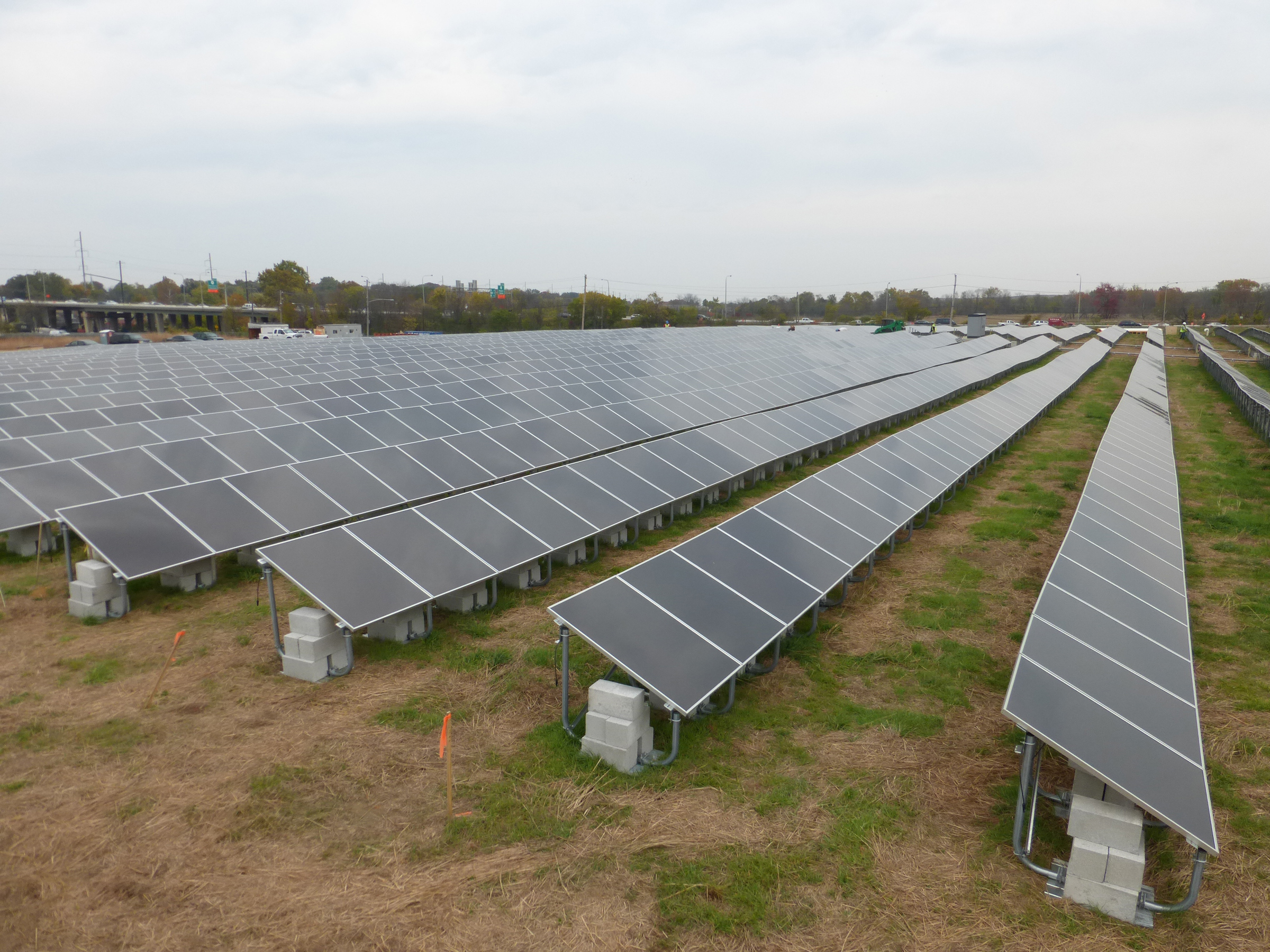 Solar Panels Supplied by DuPont Apollo